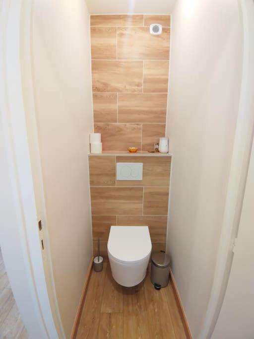 Appartement L'ecrin Connecte-axe Annecy-geneve-wifi-confort